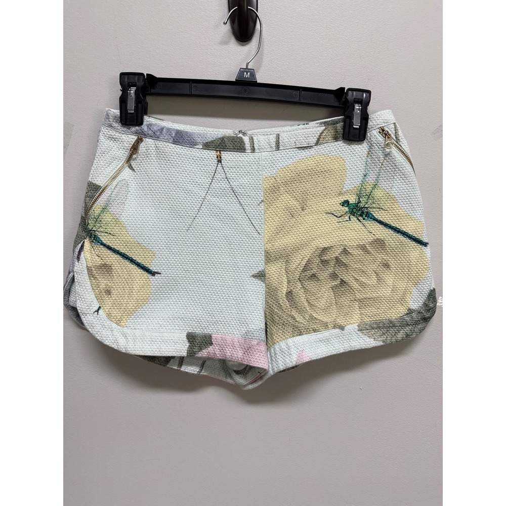 Ted Baker (Mint) Denyse Dragonfly Floral Pique Shorts Womens 
Size 1 (US 4)